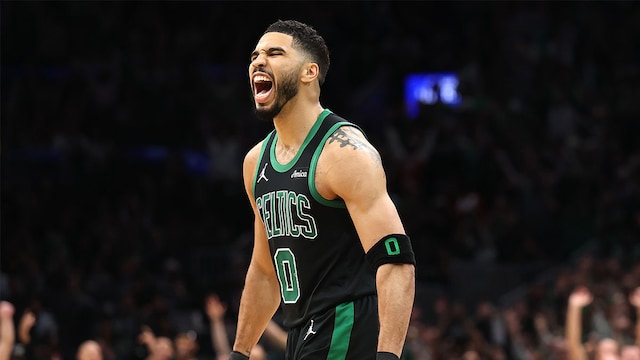 Celtics derrotan a Raptors y amplían ventaja sobre Knicks en el Este