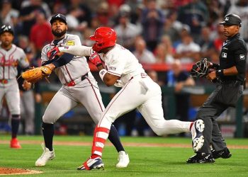 MLB suspende a López y Soler por incidente; ambos apelan la sanción