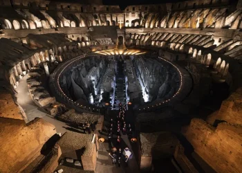 El primer viacrucis de León XIV: Una reflexión desde Tierra Santa sobre la guerra y poder