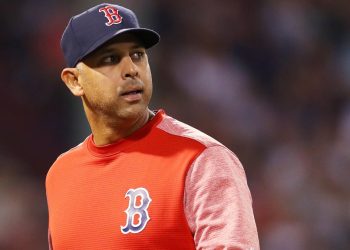 Medias Rojas despiden a Cora y reestructuran su cuerpo técnico tras flojo arranque