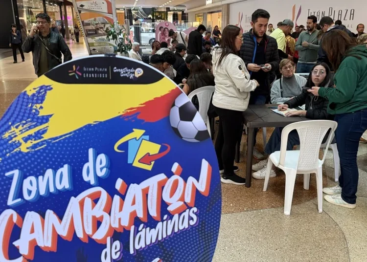 El furor por el álbum del Mundial convierte a Colombia en un gran mercado de cromos