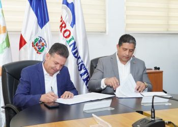 Proindustria y Consejo Empresarial de Santo Domingo Norte firman alianza para impulsar el desarrollo industrial