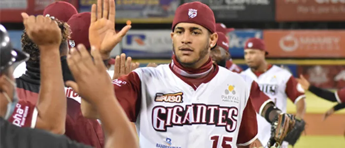 Angelinos ascienden a José Sirí desde Triple-A