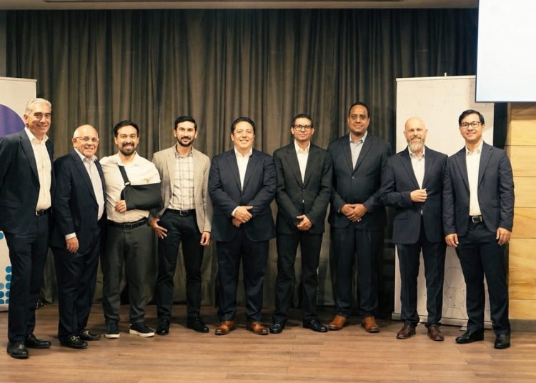 Multinacionales firman alianza para presencia de equipos médicos en RD