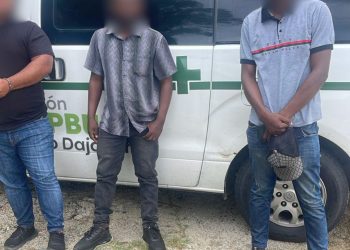 DGM intercepta ambulancia que transportaba haitianos indocumentados en Dajabón