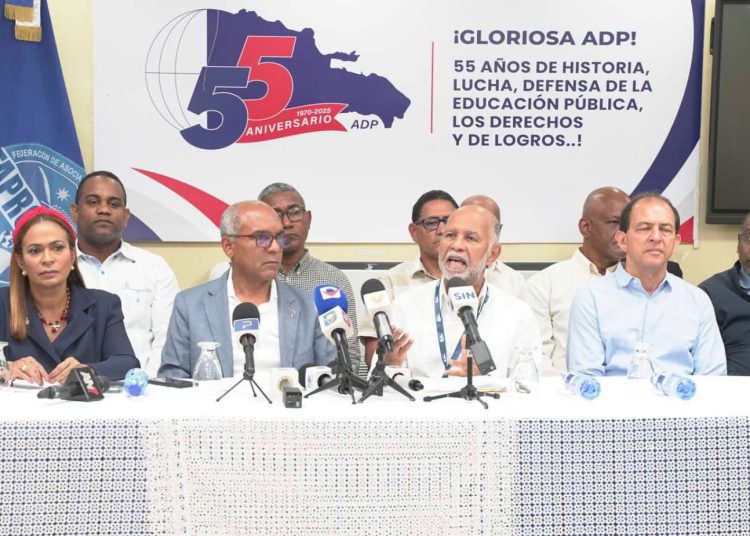 ADP, FAPROUASD y otras entidades convocan seminario nacional sobre reforma educativa