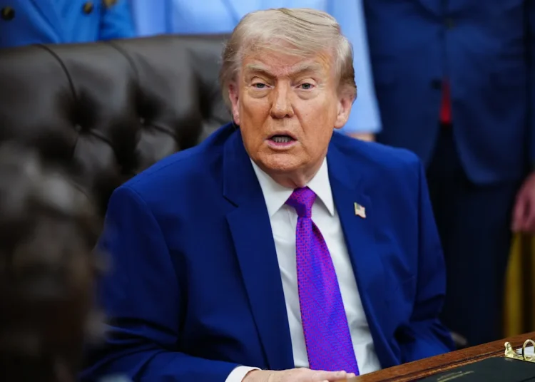 Trump afirma que trabajará para abordar «el problema de Taiwán»