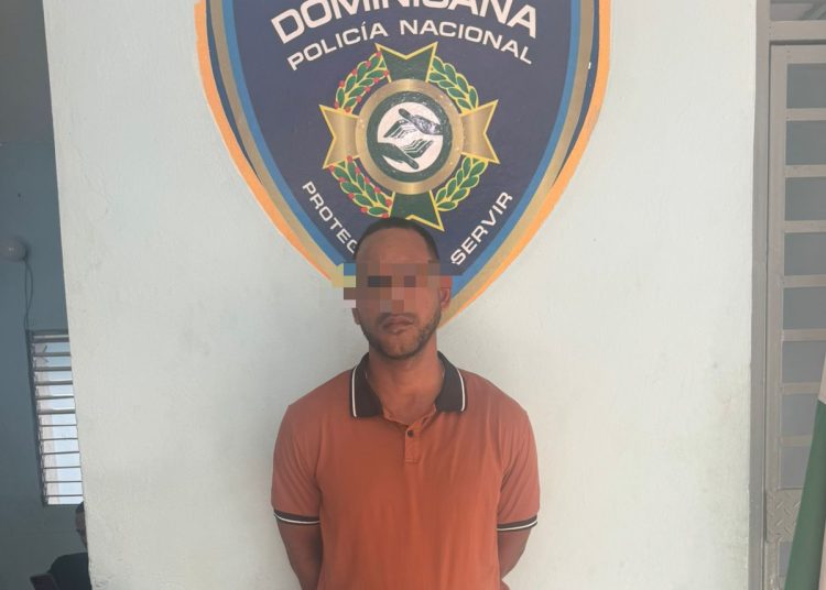 Policía apresa hombre acusado de abuso sexual contra menor en Los Guaricanos