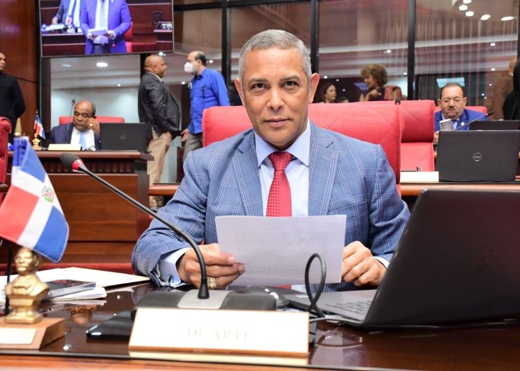 Franklin Romero insiste en uso de dispositivos telemáticos para prevenir feminicidios