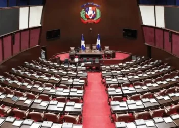 Proyecto de ley busca declarar feriados los natalicios de Sánchez y Mella