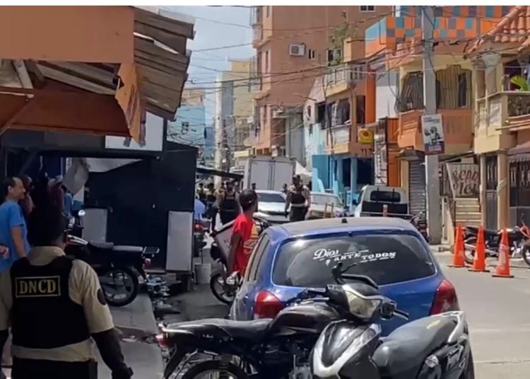 DNCD realiza operativos de interdicción en el Capotillo, detiene personas y ocupan presuntas drogas, objetos y dinero en efectivo
