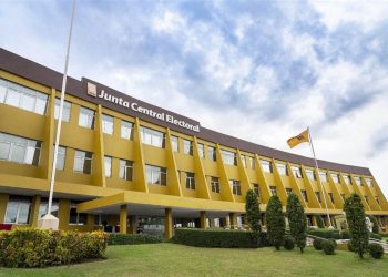 JCE habilita entrega de nueva cédula en 90 municipios para nacidos entre enero y abril