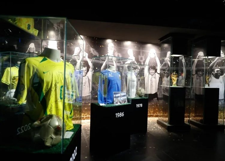Maradona, Ghiggia y Rivaldo protagonizan histórica muestra del fútbol sudamericano en Paraguay
