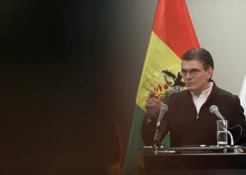 La crisis en Bolivia escala con apoyo de EE.UU, tensión con Colombia y fuertes protestas