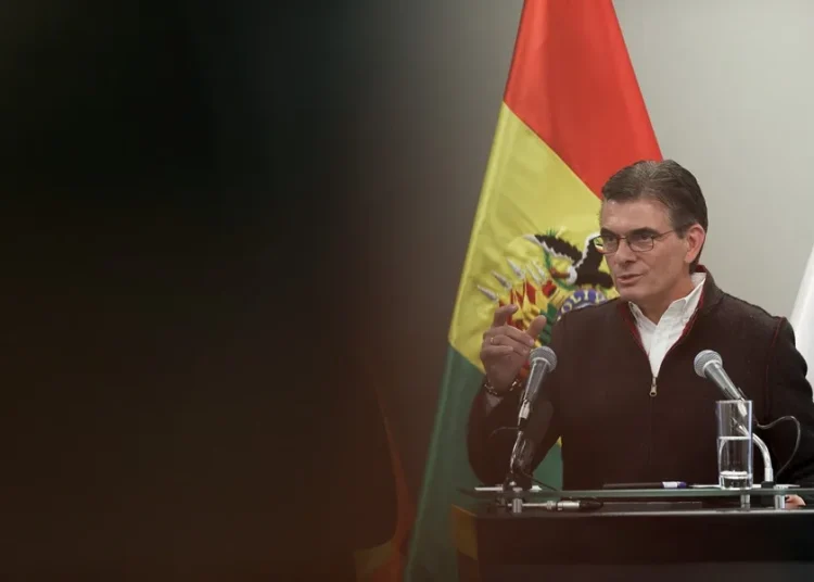 La crisis en Bolivia escala con apoyo de EE.UU, tensión con Colombia y fuertes protestas
