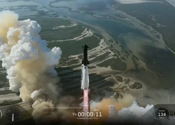 SpaceX completa el duodécimo vuelo de prueba del Starship V3 tras un intento fallido