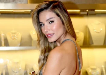 Aleska Génesis recibe invitación para casting presencial del VICTORIA’S SECRET FASHION SHOW 2026
