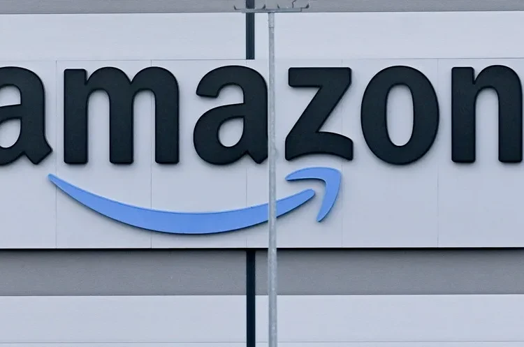 Amazon jubila a su chat Rufus e integra la IA generativa en Alexa para dominar las compras