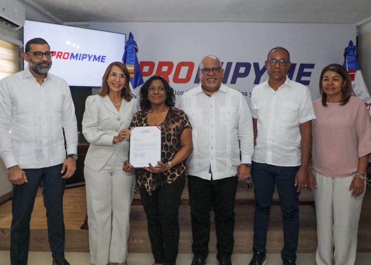 Promipyme entrega RD$202 millones en créditos en Sosúa tras devastaciones por lluvias