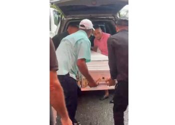 Trasladan cuerpo de adolescente hallada sin vida; será velada este domingo en El Almirante