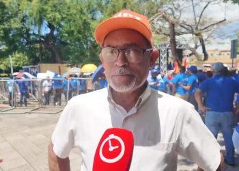 Ciudadanos dicen Día del Trabajador les encuentra “desprotegidos y con sus derechos amenazados”