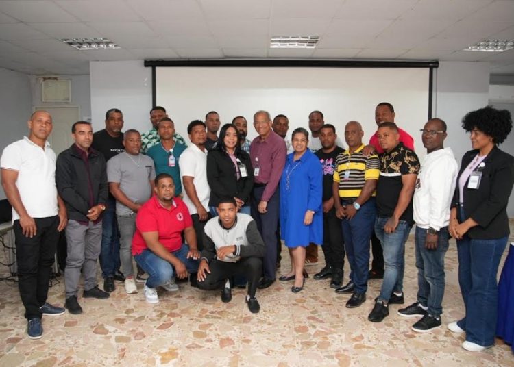 Ministerio de Energía y Minas conforma primer equipo de inspectores de seguridad en mina de larimar