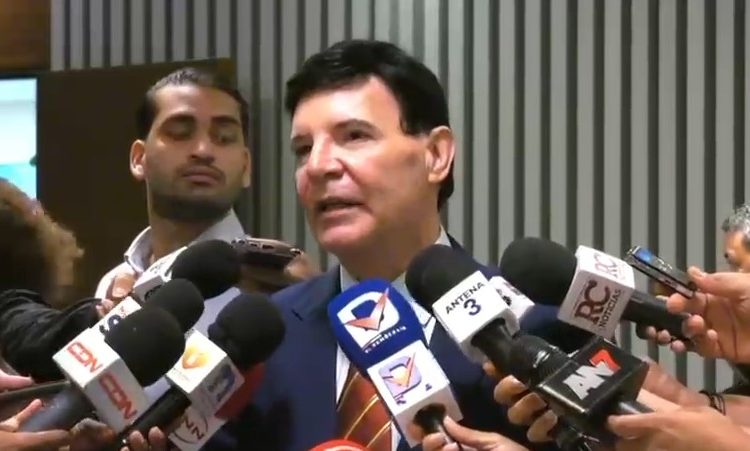 Julio Brache favorece diálogo ante suspensión de proyecto minero en San Juan