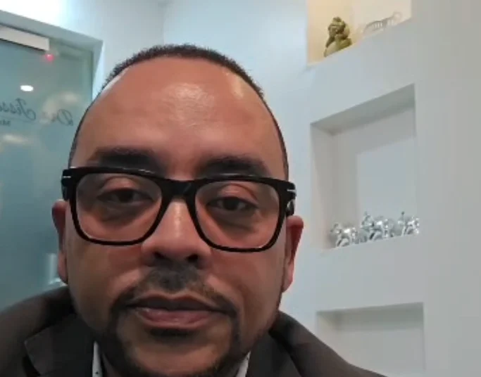 Ciudadano denuncia que fue declarado fallecido por error en registro de la JCE