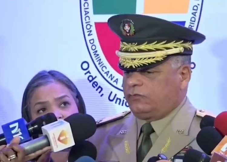 Defensa asegura más de 4 mil militares apoyan seguridad en todas las provincias