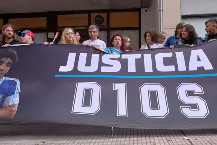 El juicio por la muerte de Maradona continúa con la declaración de su hija menor
