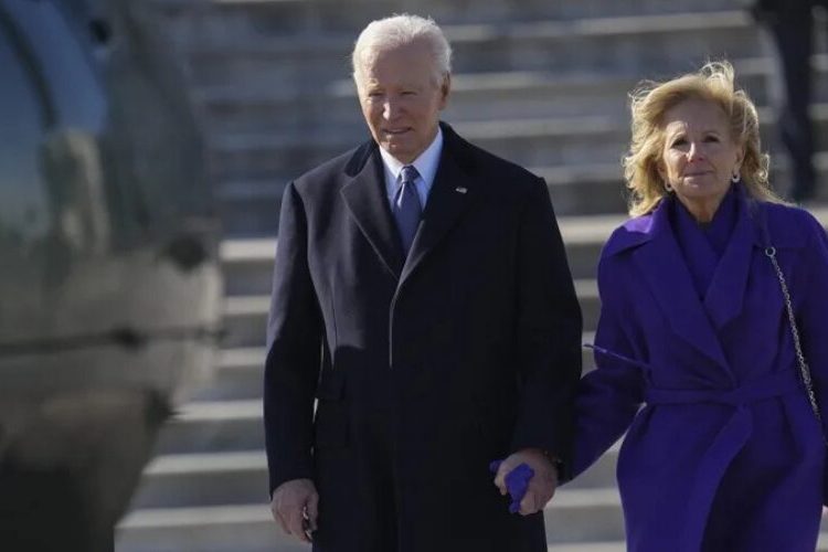 Trump critica a Jill Biden por no ayudar a su esposo cuando creyó que sufría un derrame