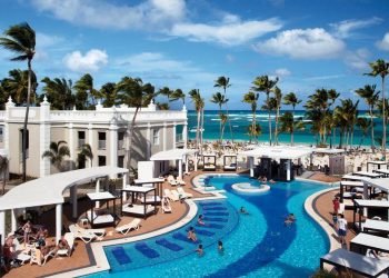 “Aquí lo aprendimos todo”: la apuesta de RIU por Dominicana, donde consolidó su visión turística internacional