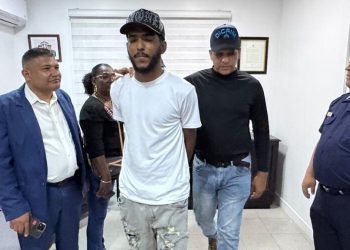 Se entrega “Ñifi”, buscado por presunta tentativa de homicidio en Santiago