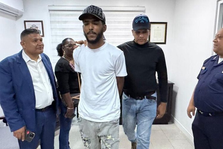 Se entrega “Ñifi”, buscado por presunta tentativa de homicidio en Santiago