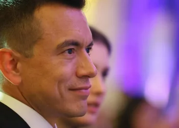 Noboa le dice al candidato colombiano Abelardo de la Espriella que el 1 de junio levantará los aranceles
