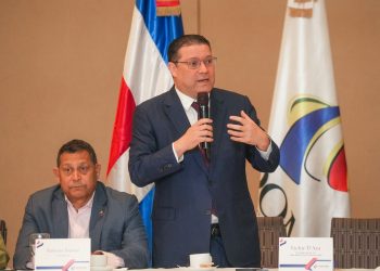 FEDOMU designa a Yayo como enlace ante el Poder Ejecutivo para Ley de Residuos