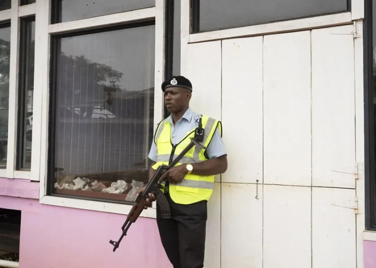 Guyana solicita a las Fuerzas Armadas mantener el «orden interno» para defender el Esequibo