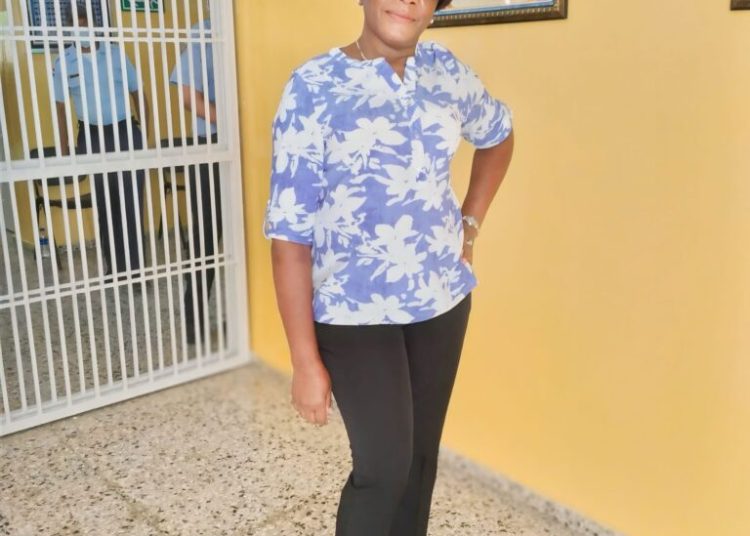 Denunciante señala a directora del Politécnico Víctor Estrella Liz de encubrir al docente acusado de agresión sexual