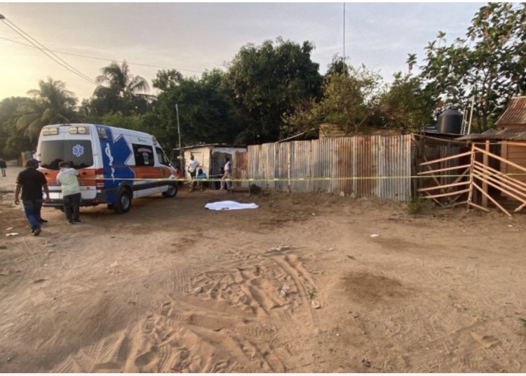 Tragedia en Montecristi: mujer fallece al recibir heridas de arma blanca; investigan a una hermana