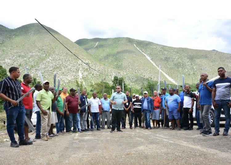 Hecmilio Galvan impulsa recuperación de montañas de la Frontera