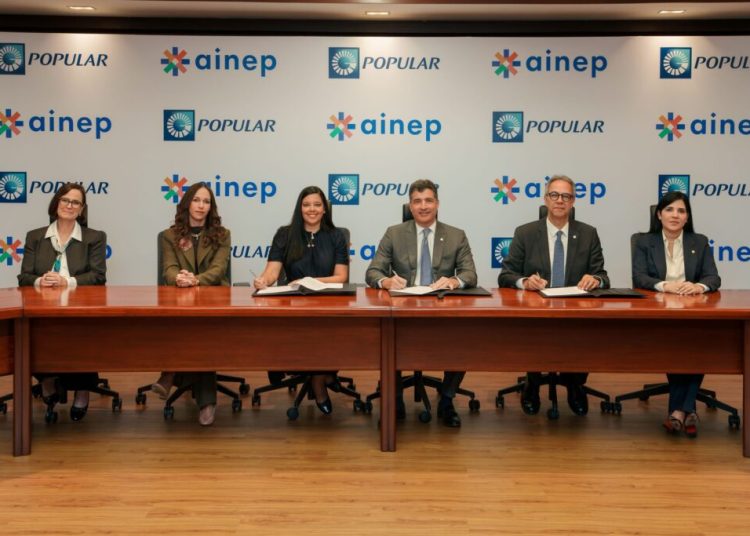 Banco Popular y AINEP firman alianza estratégica en favor de la educación de calidad