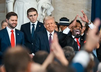 La Casa Blanca convoca un festival de oración cristiana de nueve horas en Washington