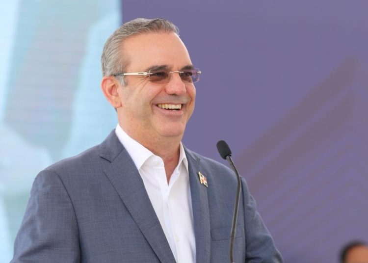 Abinader participará como orador principal en Congreso Mundial de Zonas Francas en Panamá