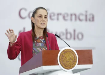 Sheinbaum niega operación encubierta de la CIA en México y califica la versión como “falsa”