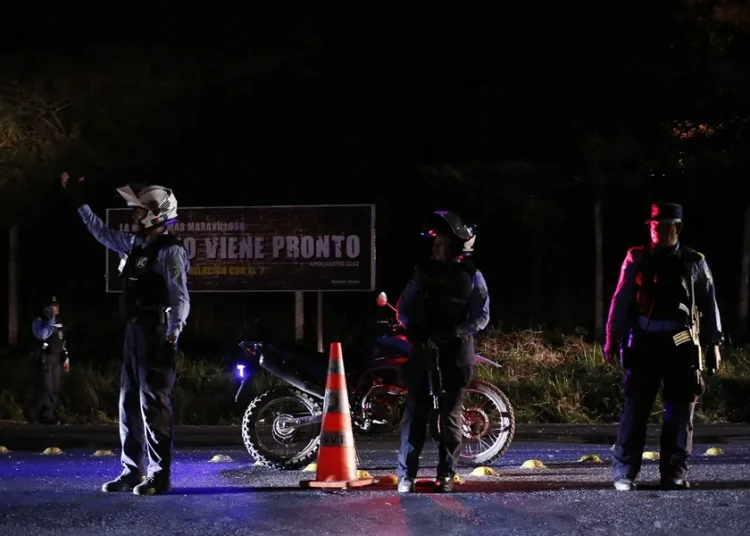 Confirman una matanza con al menos 19 muertos en una finca del Caribe de Honduras