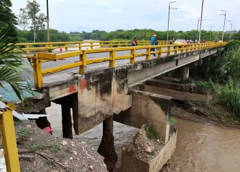 Venezuela informa sobre el cierre total de puente fronterizo con Colombia durante 15 días