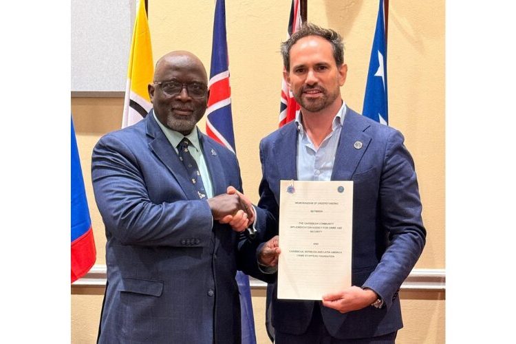 CARICOM IMPACS y Crime Stoppers firman alianza para fortalecer la seguridad en el Caribe