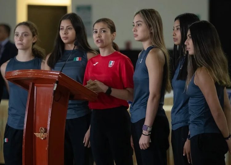 Destituyen a entrenadora de gimnasia rítmica de México tras denuncias de maltrato psicológico