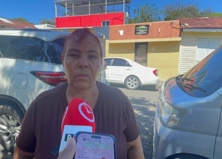 Abuela de niña acusada de herir a otra con casco de botella en Santiago afirma actuó en defensa propia