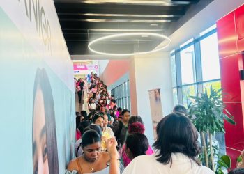 Cientos abarrotan Hipermercados Olé en el lanzamiento del Beauty Fest Olé 2026